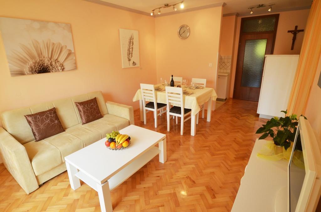 Apartments Benussi 1045 Ρόβινι Εξωτερικό φωτογραφία